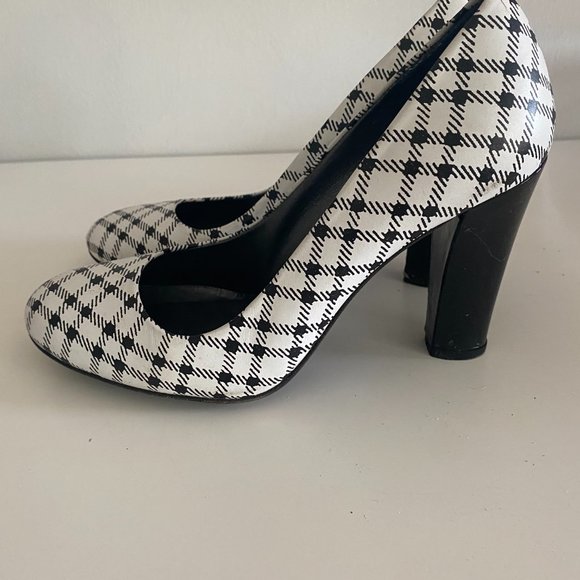 Stuart Weitzman black and white plaid heels - Picture 2 of 5